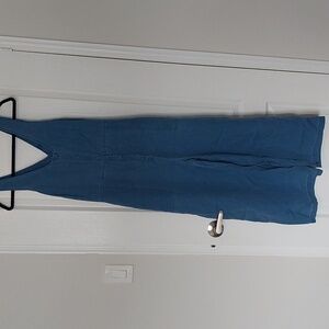Wide leg jean romper with tie waist!